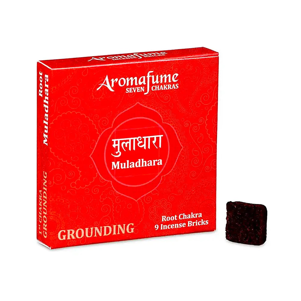 Boîte d’encens Aromafume rouge « Seven Chakras » Muladhara, texte « Grounding » et « Root Chakra 9 Incense Bricks », avec brique d’encens.