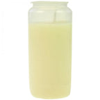 Une bougie de sanctuaire blanche (bougie de neuvaine) de forme cylindrique dans son contenant transparent, conçue pour une combustion longue durée, présentée sur un fond blanc.