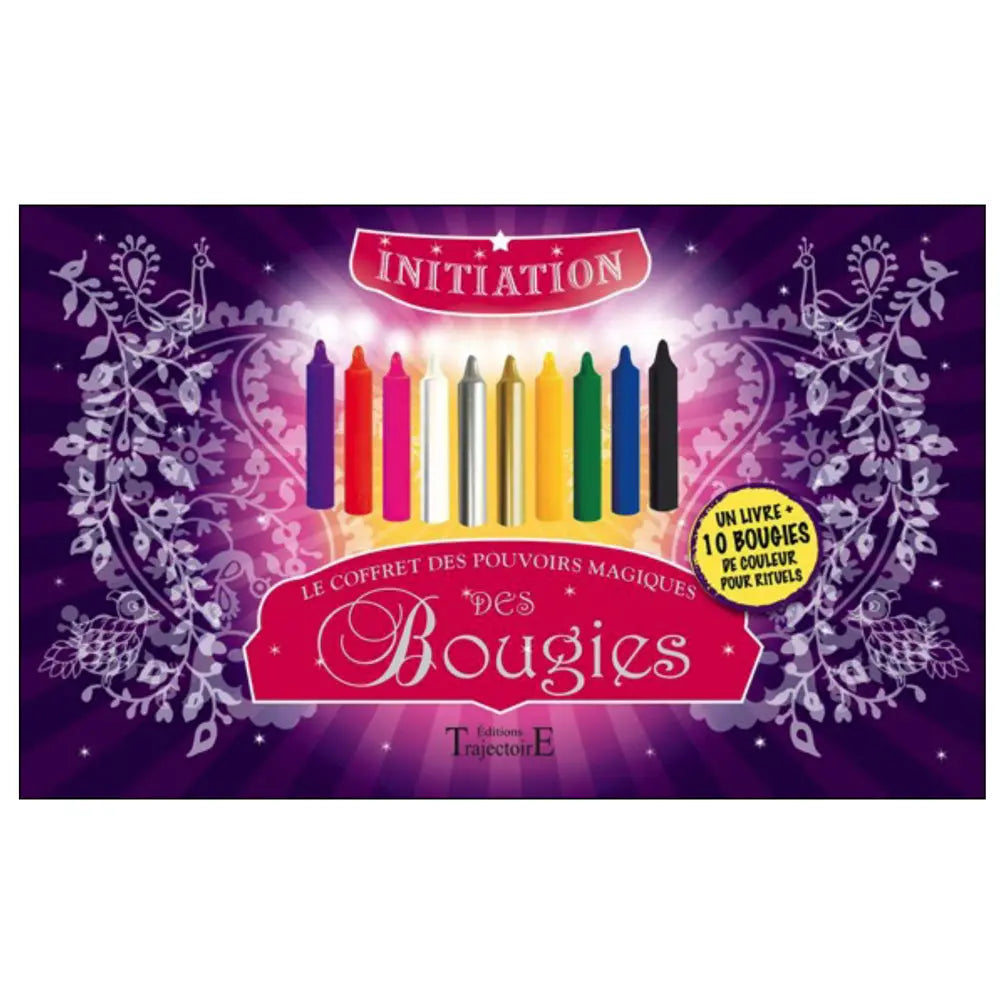 Le Coffret des Pouvoirs Magiques des Bougies, illustré par une boîte violette montrant 10 bougies colorées alignées au centre parmi des arabesques.