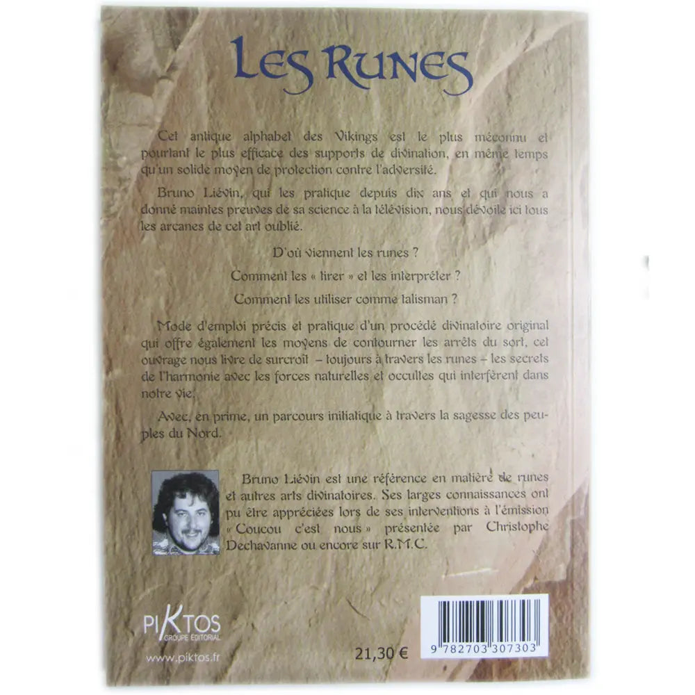 Quatrième de couverture du livre Les Runes de Bruno Liévin, fond beige effet papier, texte de présentation, photo de l’auteur et code-barres.