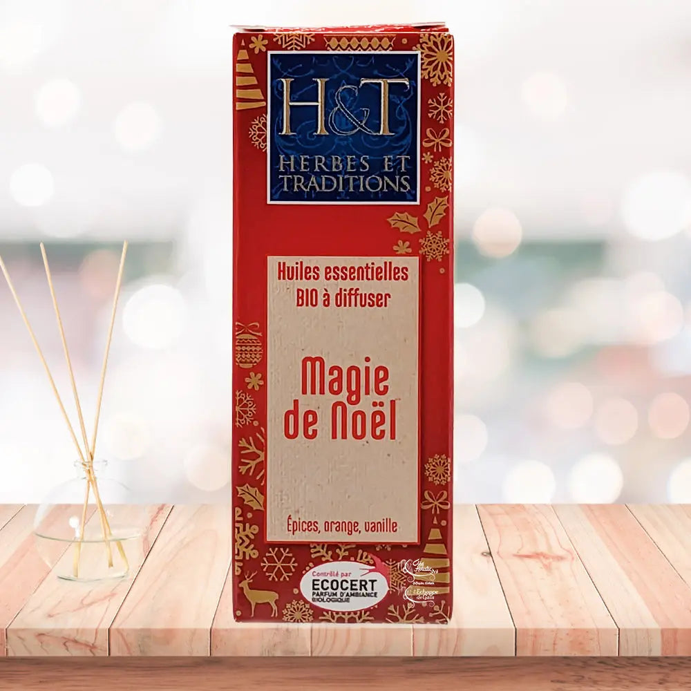 Boîte d'huiles essentielles bio à diffuser "Magie de Noël" de la marque Herbes et Traditions aux senteurs d'épices, d'orange et de vanille.