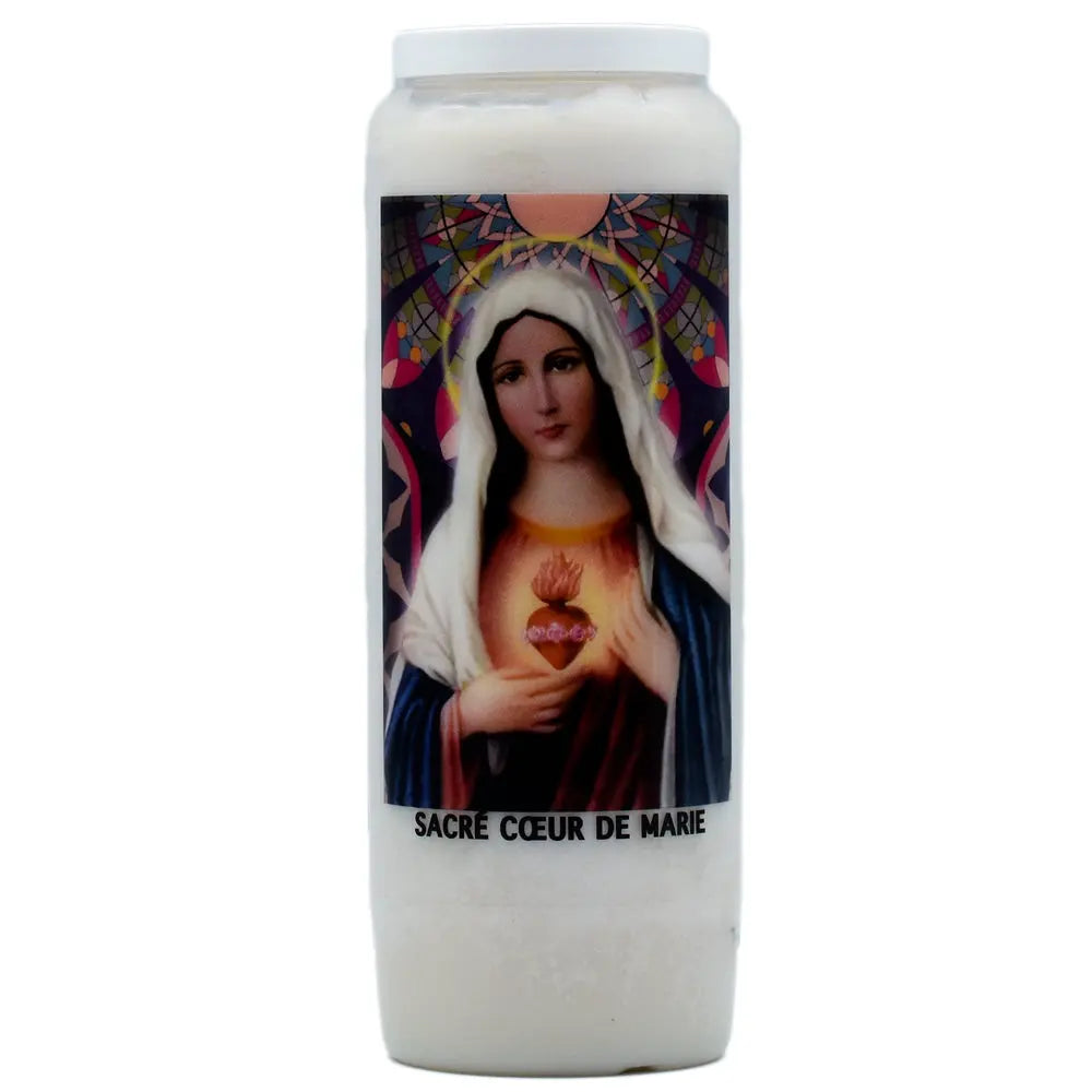 Neuvaine blanche « Sacré Cœur de Marie » avec illustration de Marie au cœur flamboyant sur fond de vitrail coloré, sur fond blanc.